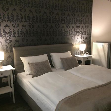 Orient Suite Sárvár Екстериор снимка
