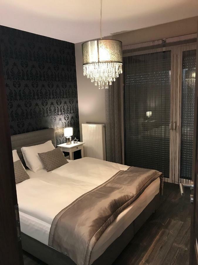 Orient Suite Sárvár Екстериор снимка